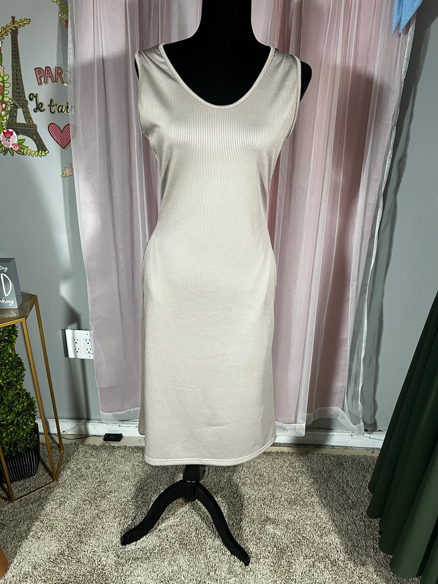 Vivian Dress